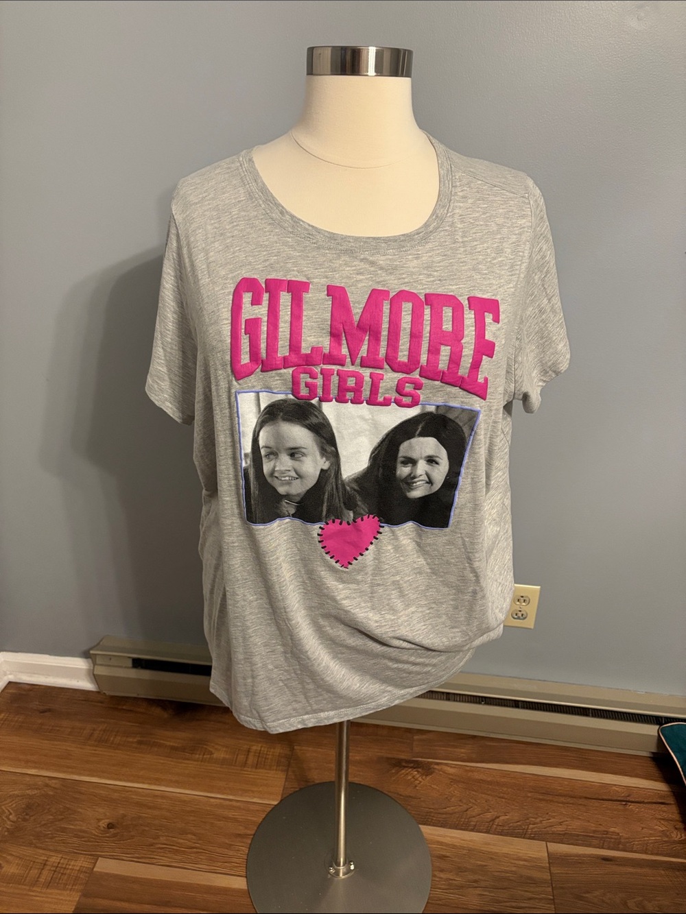 torrid Light Gray Tee with Bright Pink 'GILMORE GIRLS' Graphic